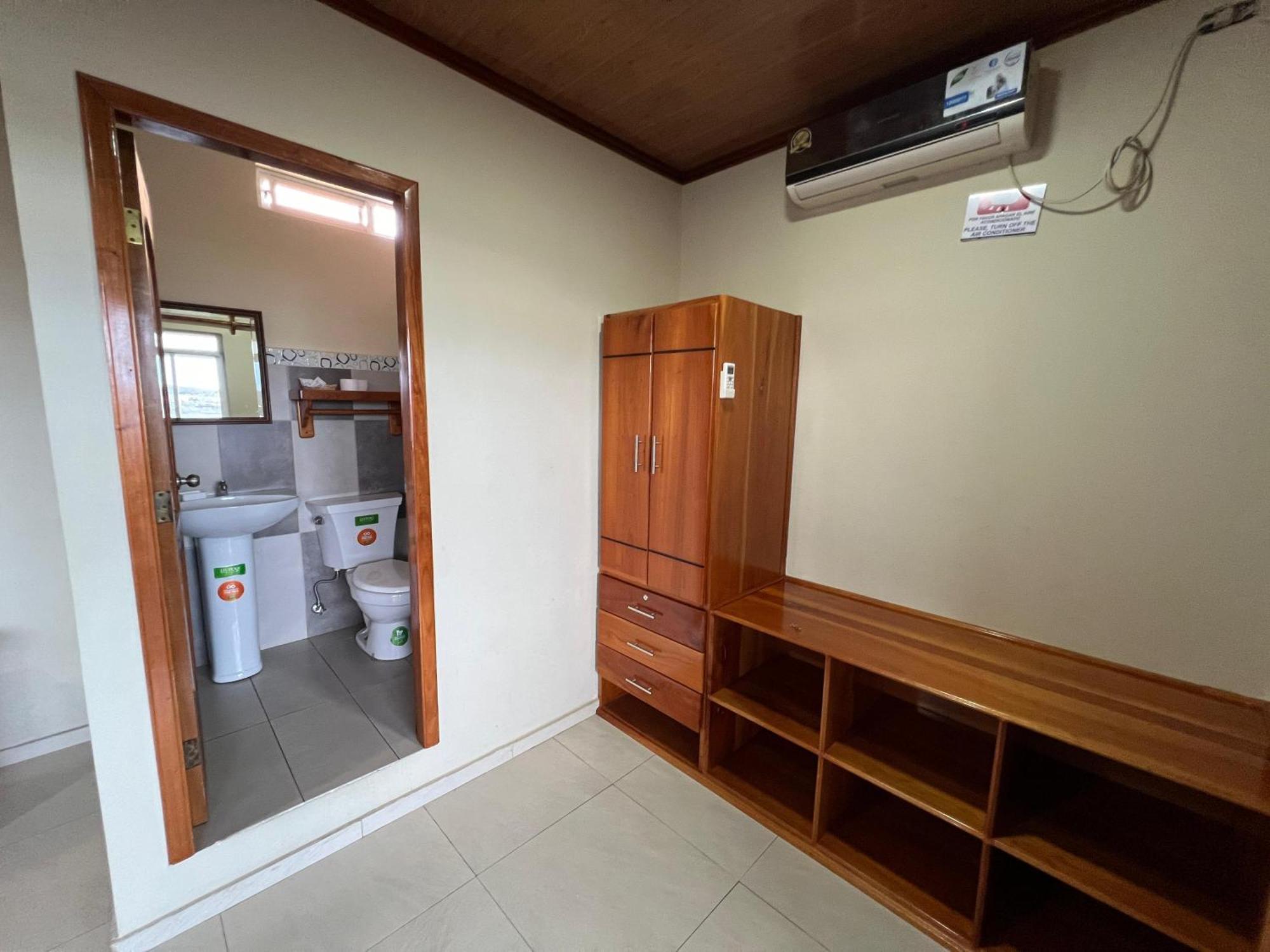 Hostal Cattleya Puerto Baquerizo Moreno Exterior foto